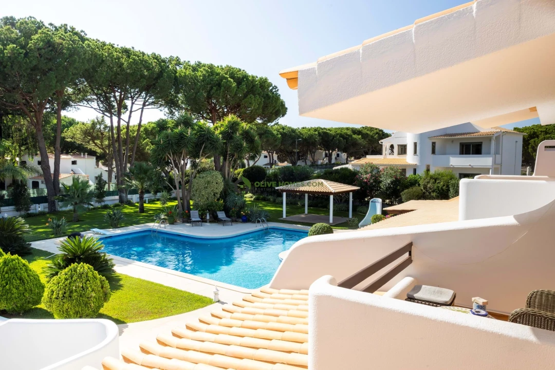 Moradia T5 para Venda em Albufeira e Olhos de Água Foto 11