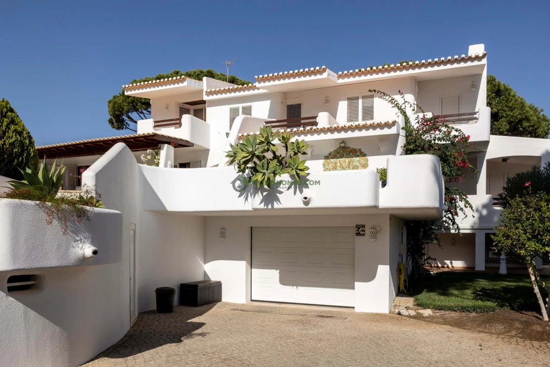 Moradia T5 para Venda em Albufeira e Olhos de Água Foto 79