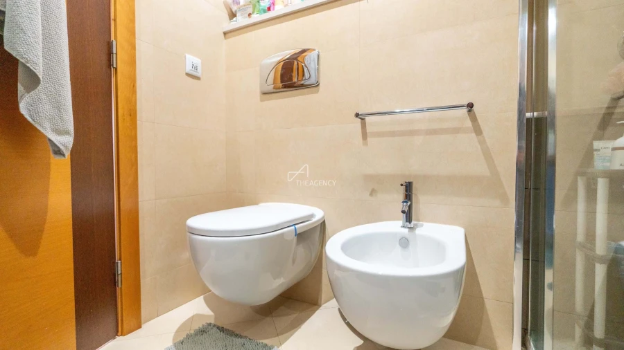 Moradia T4 para Venda em Santa Marinha e São Pedro da Afurada Foto 25