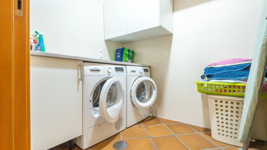 Moradia T4 para Venda em Santa Marinha e São Pedro da Afurada Foto 32