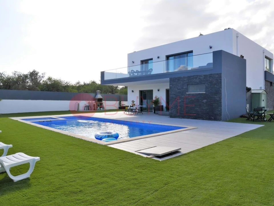 Moradia T6 para Venda em Almancil Foto 7