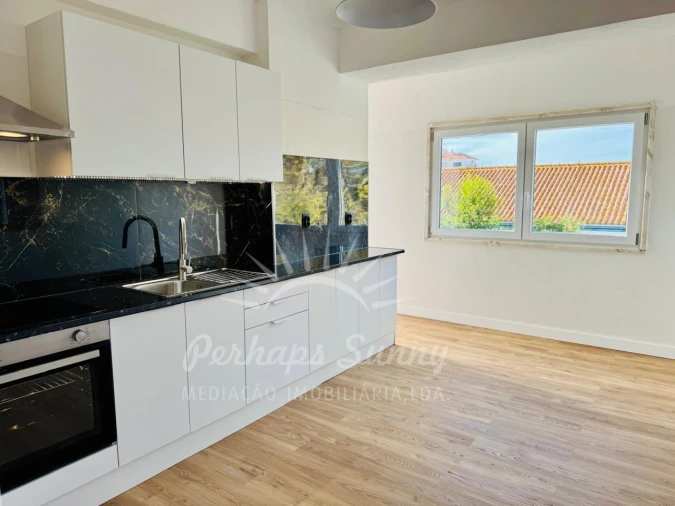 Apartamento T2 para Venda em Grândola e Santa Margarida da Serra Foto 1