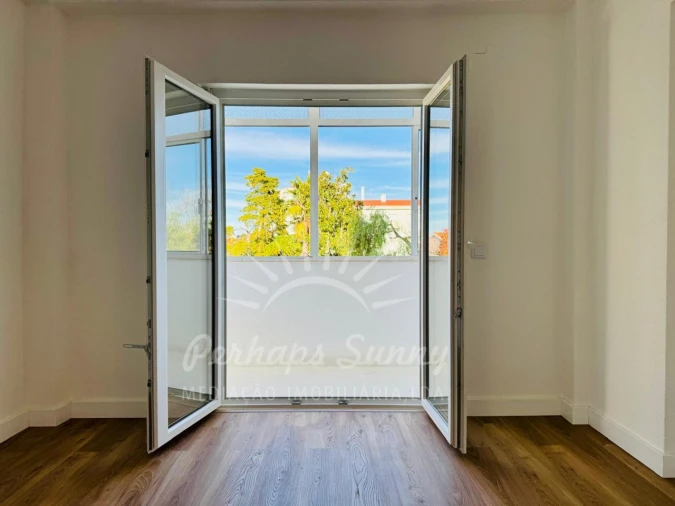 Apartamento T2 para Venda em Grândola e Santa Margarida da Serra Foto 7