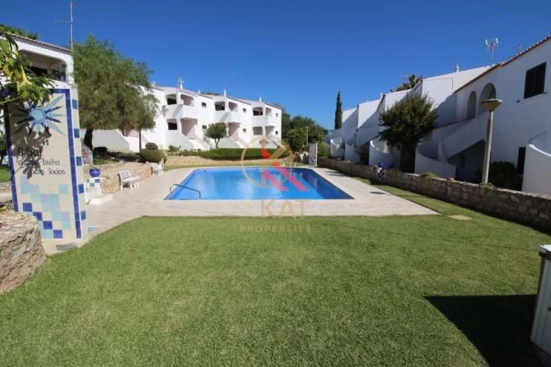 Apartamento T2 para Venda em Porches Foto 16