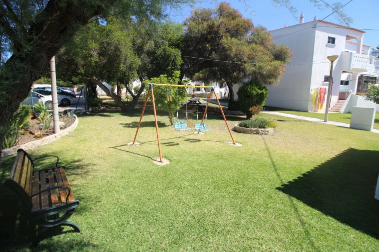 Apartamento T2 para Venda em Porches Foto 14