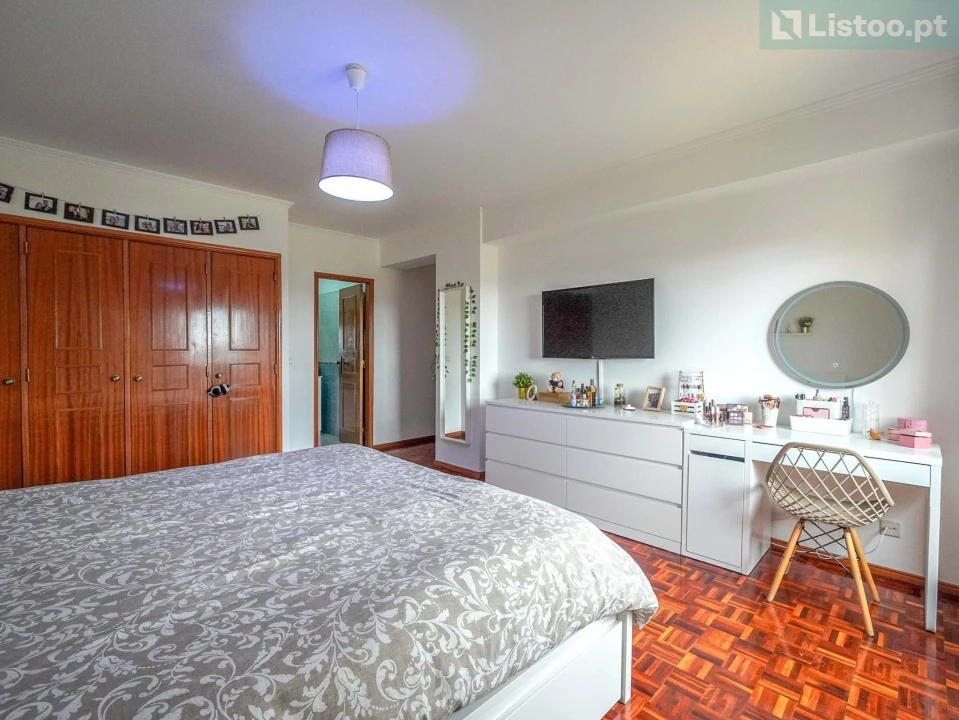 Apartamento T3 para Venda em Algueirão-Mem Martins Foto 37