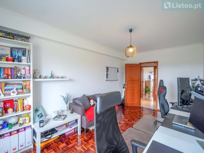 Apartamento T3 para Venda em Algueirão-Mem Martins Foto 22