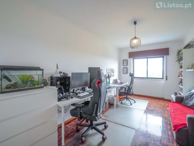 Apartamento T3 para Venda em Algueirão-Mem Martins Foto 21