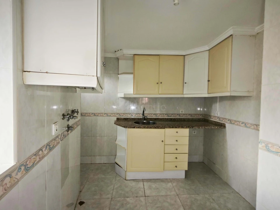 Apartamento T2 para Venda em São Vicente Foto 3