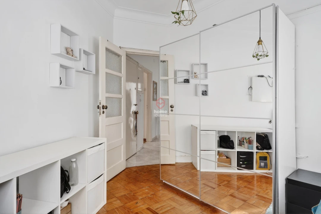 Apartamento T3 para Venda em Algés, Linda-A-Velha e Cruz Quebrada-Dafundo Foto 13