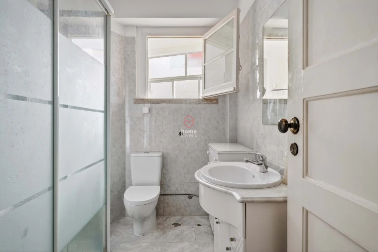 Apartamento T3 para Venda em Algés, Linda-A-Velha e Cruz Quebrada-Dafundo Foto 10