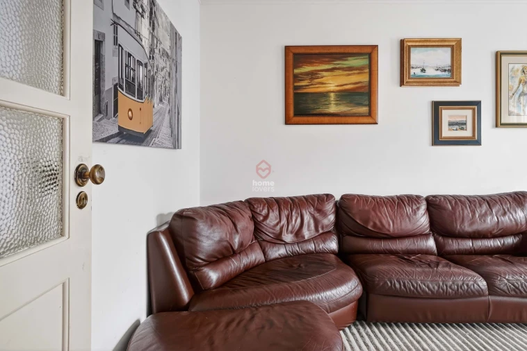 Apartamento T3 para Venda em Algés, Linda-A-Velha e Cruz Quebrada-Dafundo Foto 3