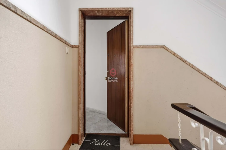 Apartamento T3 para Venda em Algés, Linda-A-Velha e Cruz Quebrada-Dafundo Foto 17