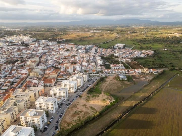 Terreno para Venda em Lagoa e Carvoeiro