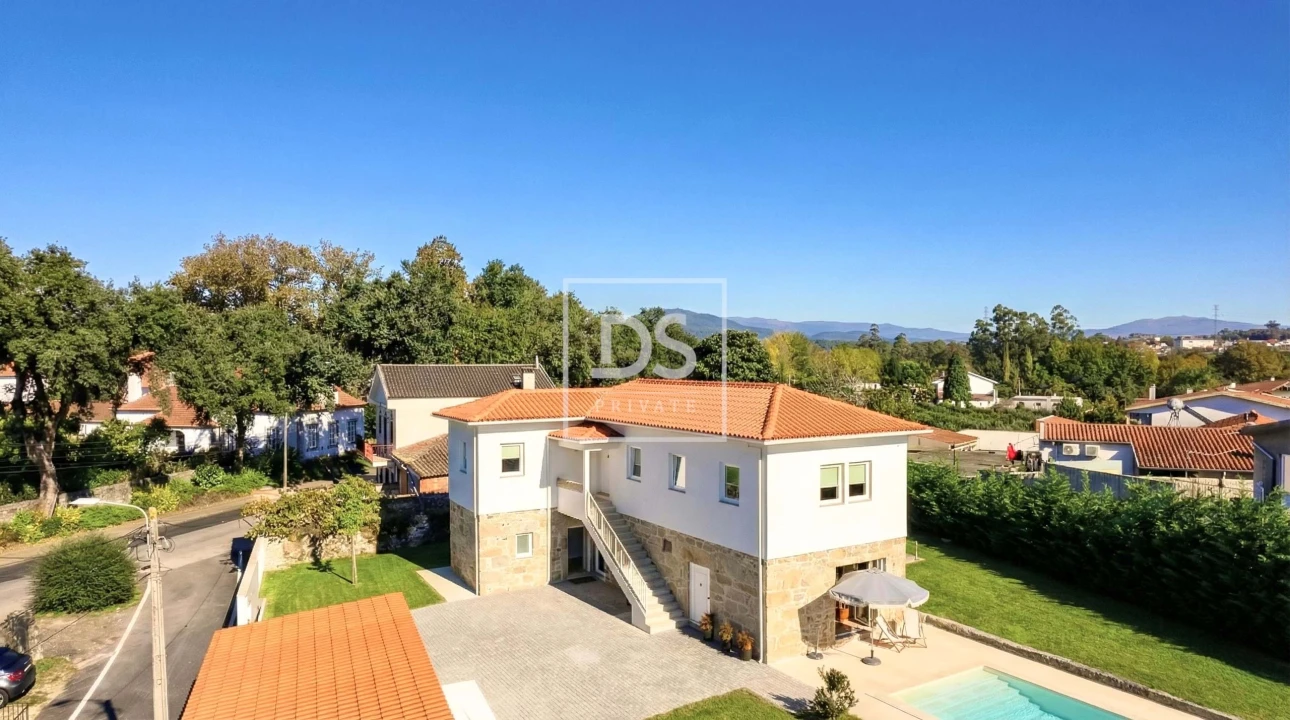 Moradia T3 para Venda em Soutelo Foto 4