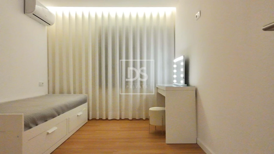 Apartamento T2 para Venda em Braga (Maximinos, Sé e Cividade) Foto 16