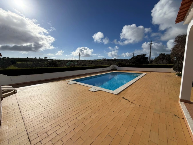 Moradia T5 para Venda em Lagos (São Sebastião e Santa Maria) Foto 17