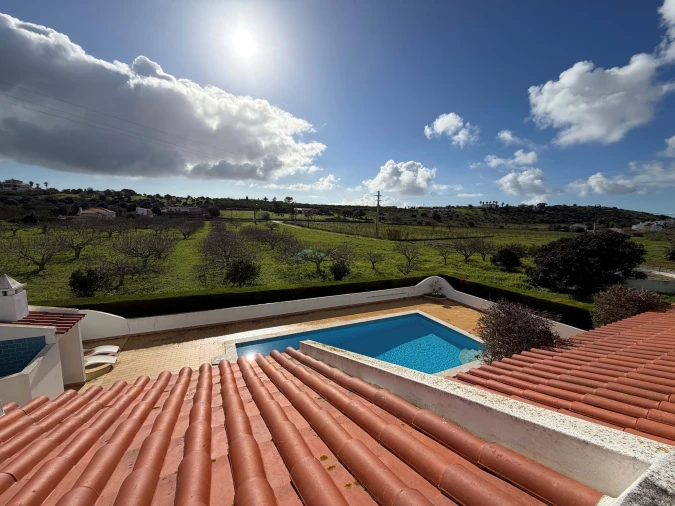 Moradia T5 para Venda em Lagos (São Sebastião e Santa Maria) Foto 20