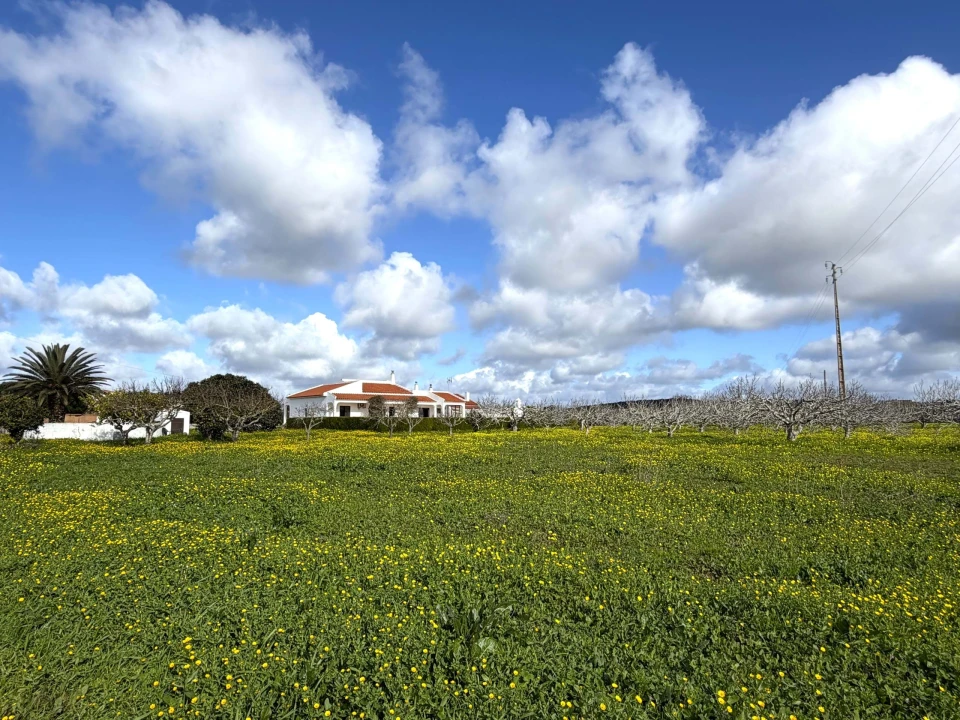 Moradia T5 para Venda em Lagos (São Sebastião e Santa Maria) Foto 40