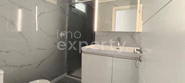 Apartamento T2 para Venda em Oeiras e São Julião da Barra, Paço de Arcos e Caxias