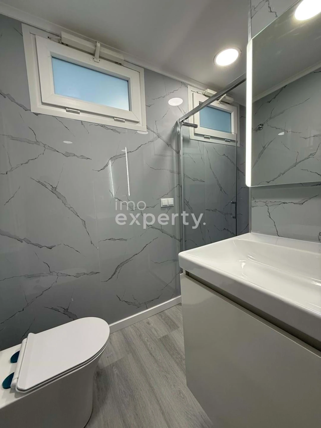 Apartamento T2 para Venda em Oeiras e São Julião da Barra, Paço de Arcos e Caxias Foto 1