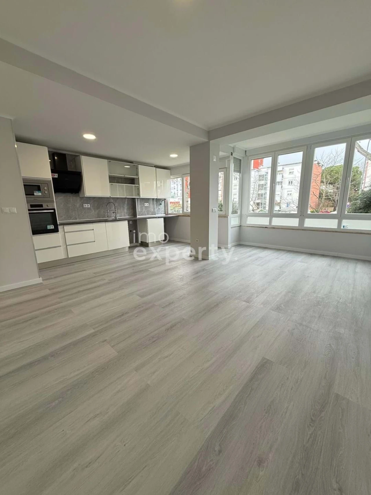 Apartamento T2 para Venda em Oeiras e São Julião da Barra, Paço de Arcos e Caxias Foto 10