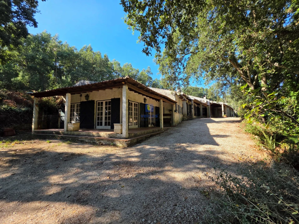 Quinta T4 para Venda em Venda do Pinheiro e Santo Estêvão das Galés Foto 39