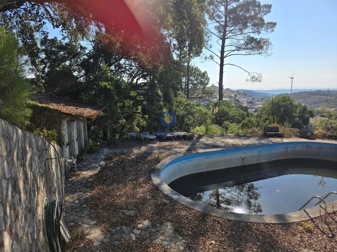 Quinta T4 para Venda em Venda do Pinheiro e Santo Estêvão das Galés Foto 6