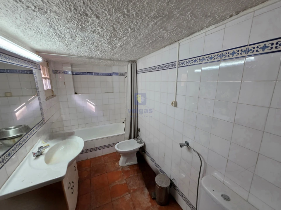 Quinta T4 para Venda em Venda do Pinheiro e Santo Estêvão das Galés Foto 25