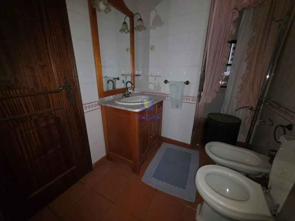 Quinta T4 para Venda em Venda do Pinheiro e Santo Estêvão das Galés Foto 22