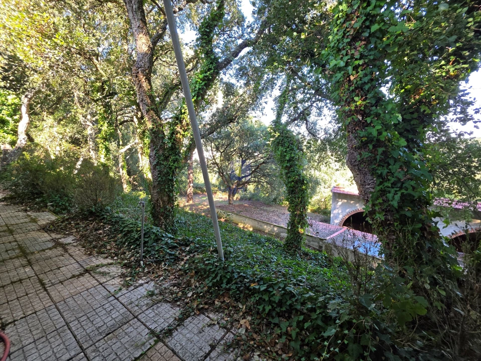 Quinta T4 para Venda em Venda do Pinheiro e Santo Estêvão das Galés Foto 10