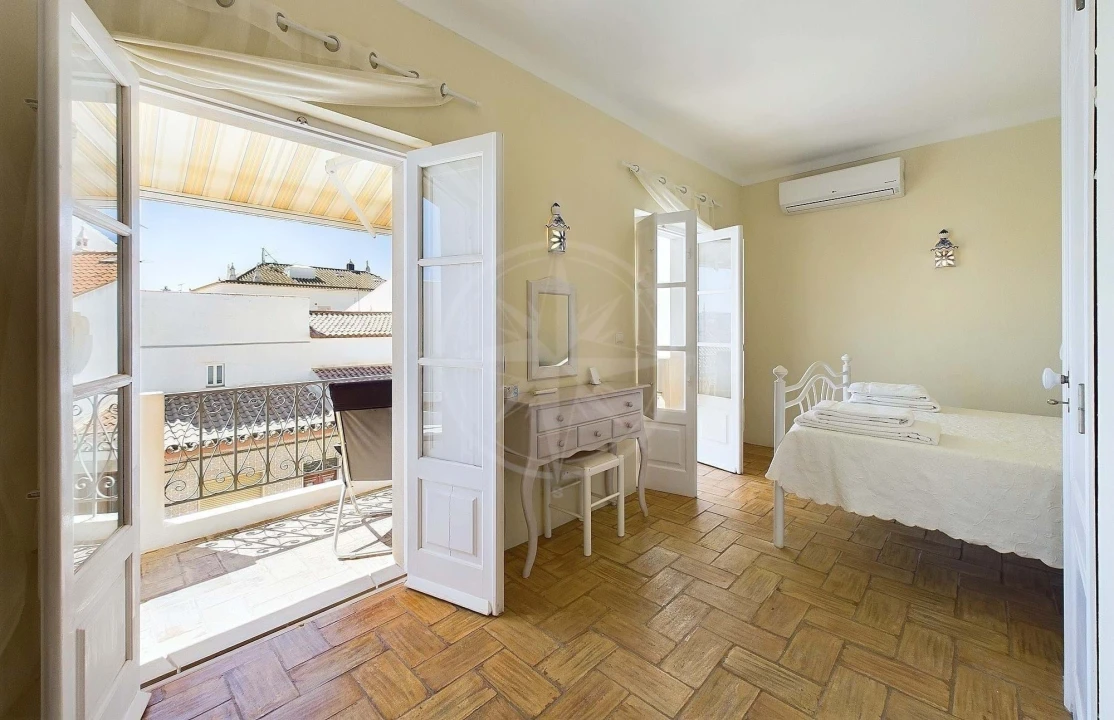 Moradia T3 para Venda em Tavira (Santa Maria e Santiago) Foto 13