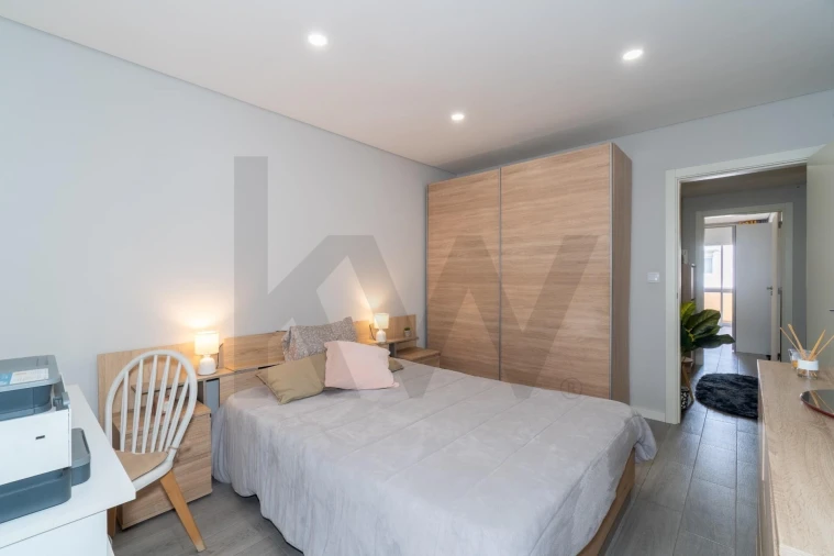 Apartamento T2 para Venda em Olhão Foto 6