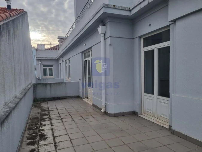 Apartamento T4 para Arrendamento em Avenidas Novas Foto 46