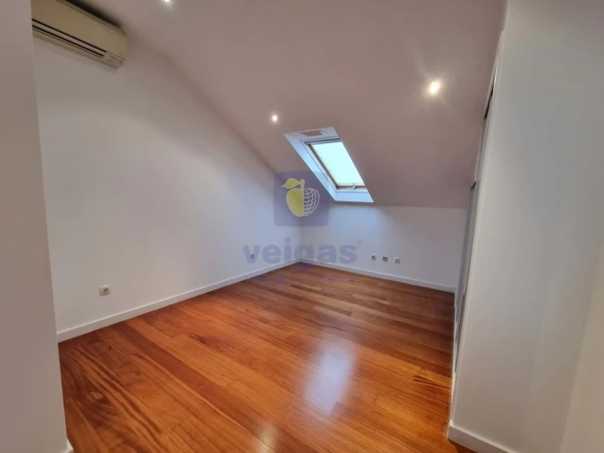 Apartamento T4 para Arrendamento em Avenidas Novas Foto 34