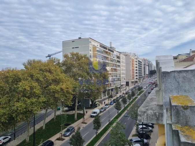 Apartamento T4 para Arrendamento em Avenidas Novas Foto 50