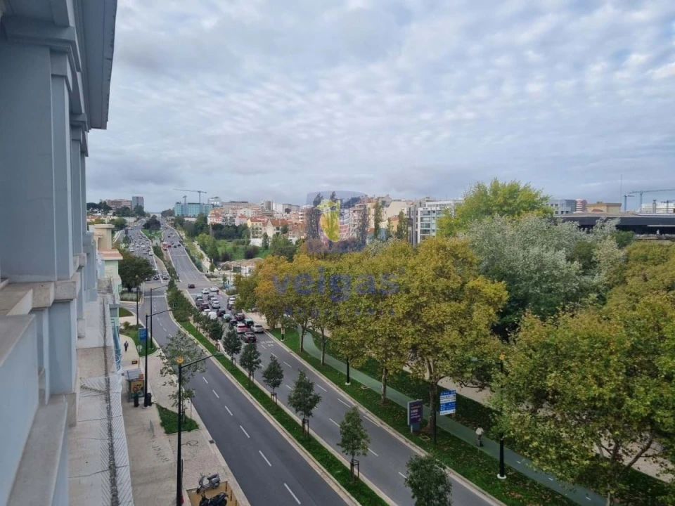 Apartamento T4 para Arrendamento em Avenidas Novas Foto 45