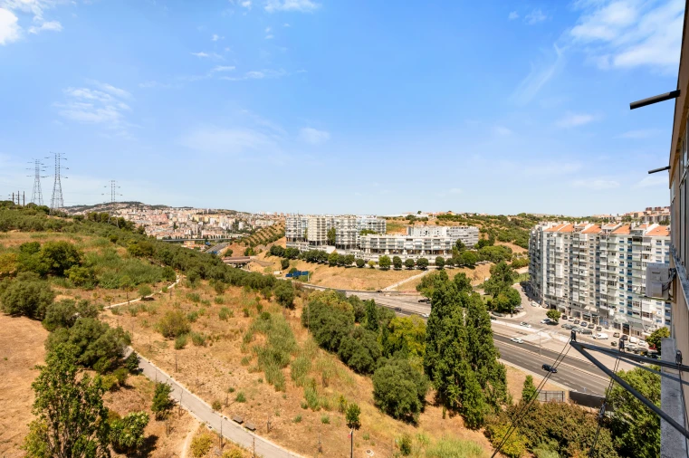 Apartamento T2 para Venda em Lumiar Foto 32