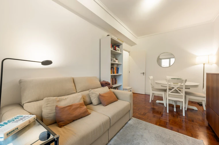 Apartamento T2 para Venda em Lumiar Foto 4