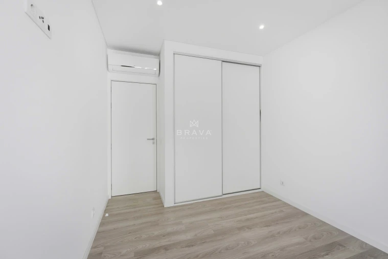 Apartamento T2 para Venda em Loule (São Clemente) Foto 16