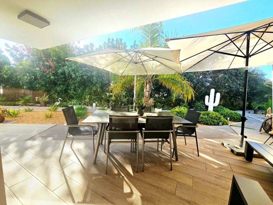 Apartamento T3 para Venda em Santa Barbara de Nexe Foto 15