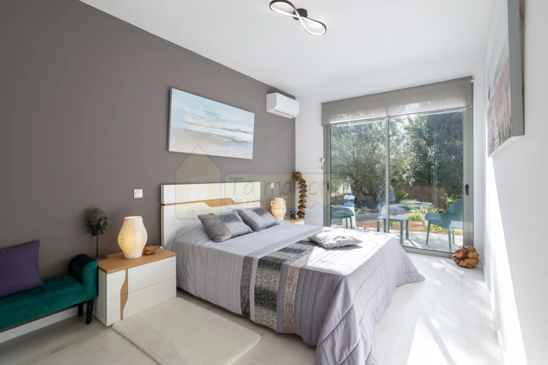 Apartamento T3 para Venda em Santa Barbara de Nexe Foto 11