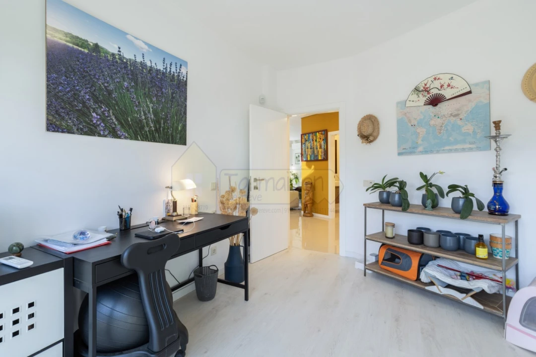 Apartamento T3 para Venda em Santa Barbara de Nexe Foto 16