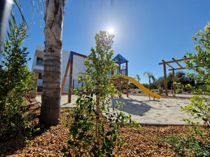 Apartamento T3 para Venda em Santa Barbara de Nexe Foto 10