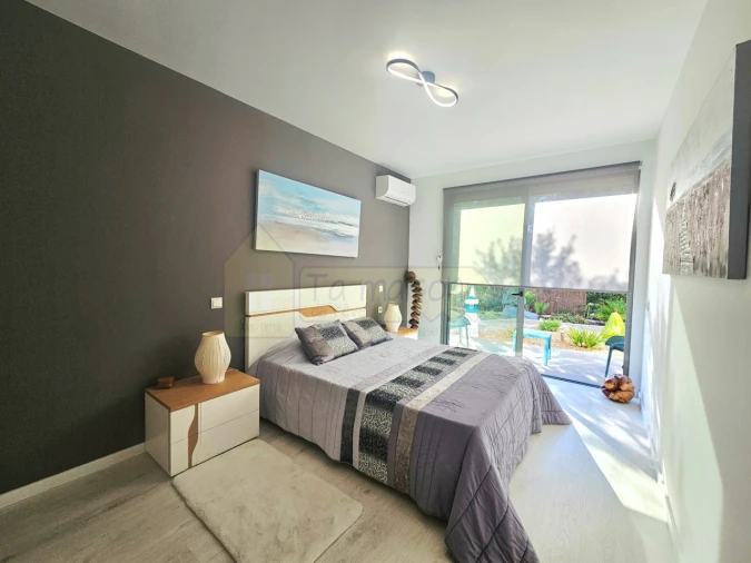 Apartamento T3 para Venda em Santa Barbara de Nexe Foto 19