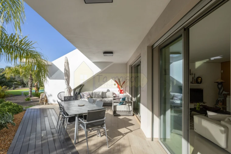 Apartamento T3 para Venda em Santa Barbara de Nexe Foto 22