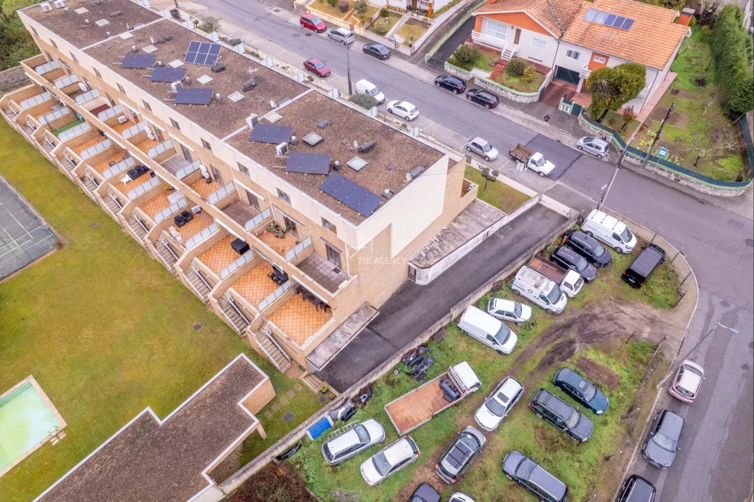 Moradia T4 para Venda em Santa Marinha e São Pedro da Afurada Foto 37