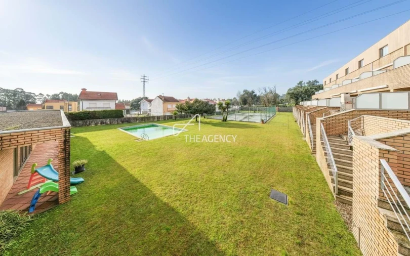 Moradia T4 para Venda em Santa Marinha e São Pedro da Afurada Foto 45