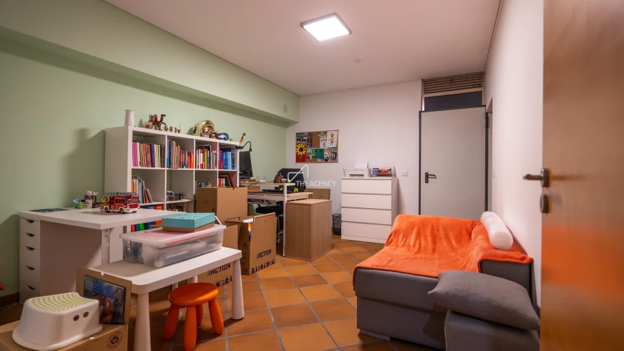 Moradia T4 para Venda em Santa Marinha e São Pedro da Afurada Foto 31