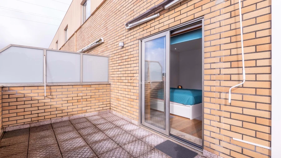 Moradia T4 para Venda em Santa Marinha e São Pedro da Afurada Foto 18